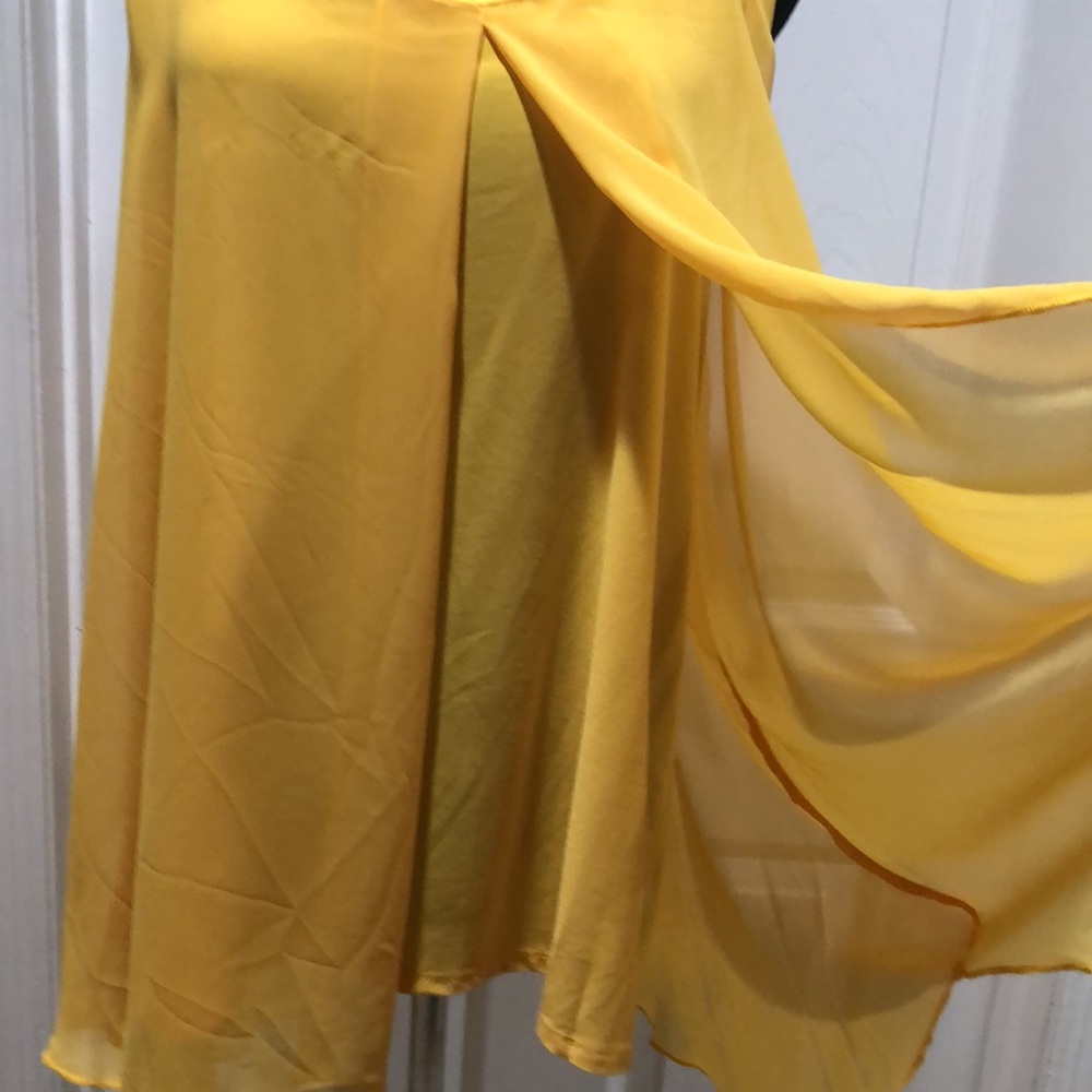 Yellow Top - Picture 3 of 8